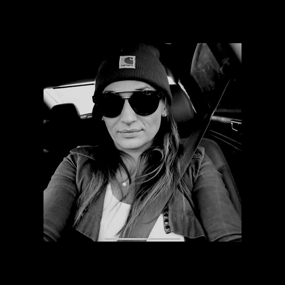 Meet your Posher, Sarah - Picture 4 of 4